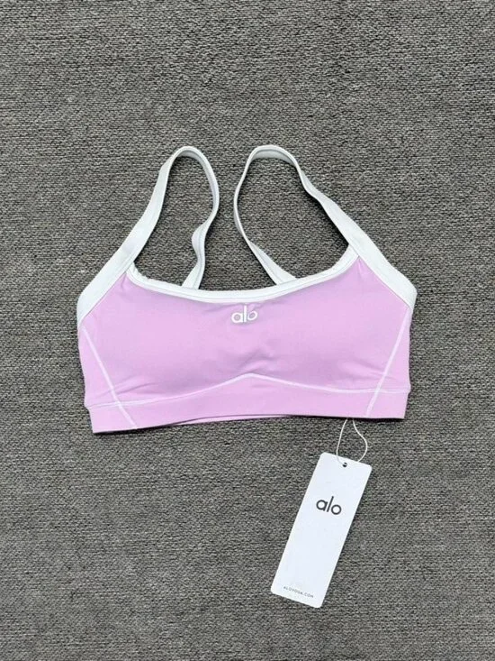Women's Alo Pink Athletic Yoga Set — Top and Shorts M - Picture 5 of 5